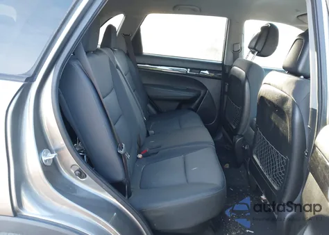 2012 Kia Sorento Lx V6 z USA, uszkodzony, nr VIN 5XYKT4A2XCG190492